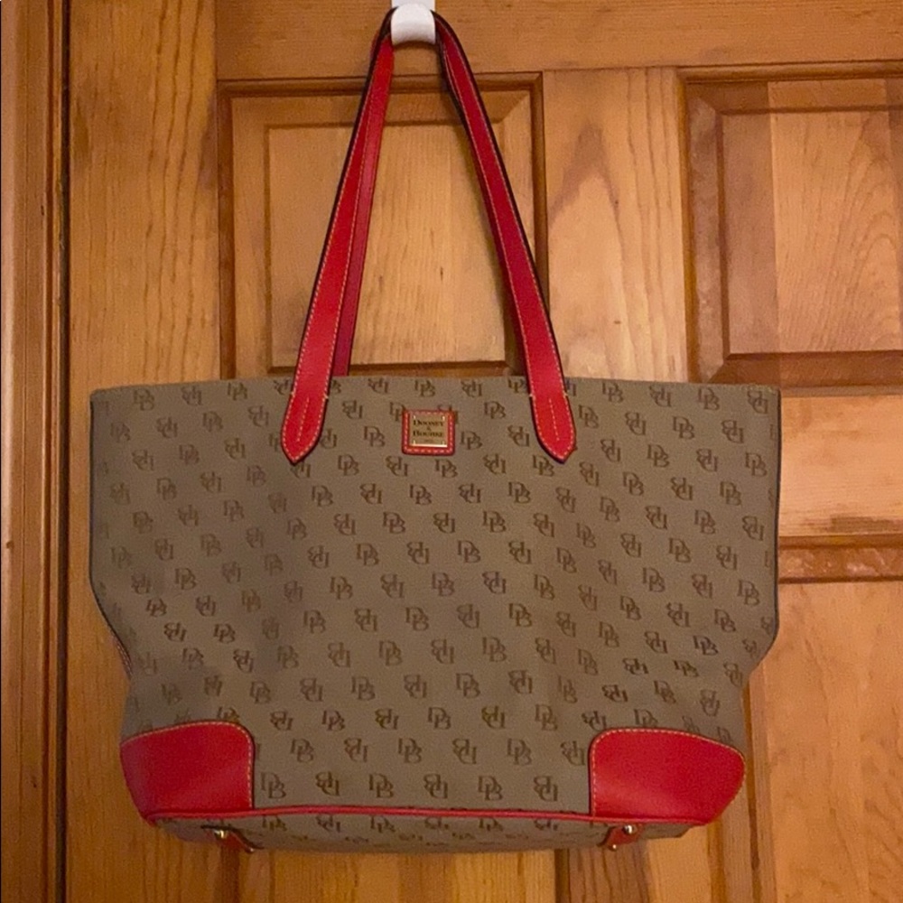 Large capacity Dooney and Bourke  pocketbook
